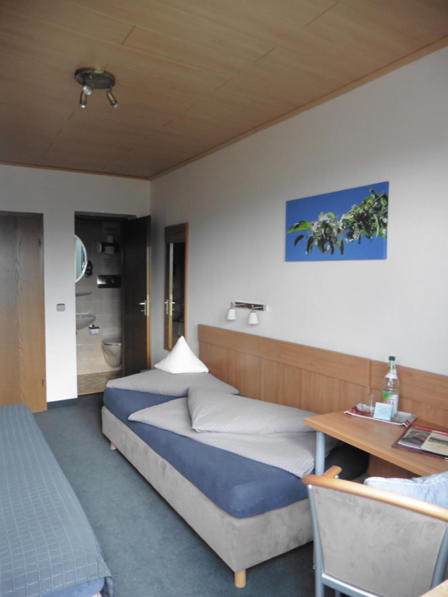 Cafe- Pension Fernblick, Incl Meinecardplus Willingen  Exterior photo