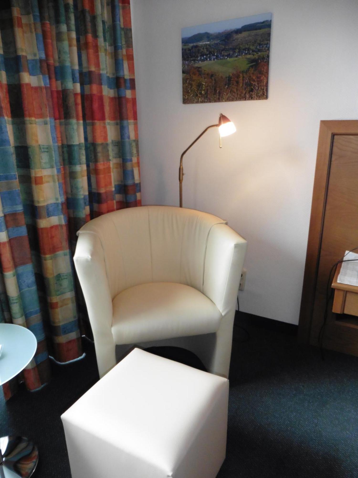 Cafe- Pension Fernblick, Incl Meinecardplus Willingen  Exterior photo